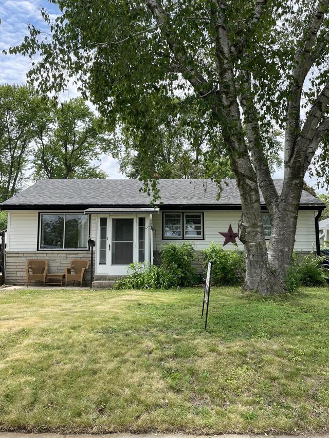 763 10th Ave, Grafton, WI 53024