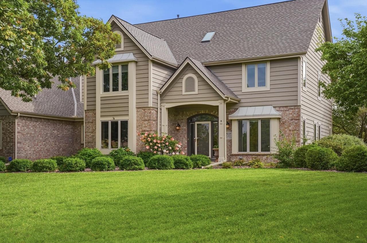 9223 W Wyndham Hills, Franklin, WI 53132
