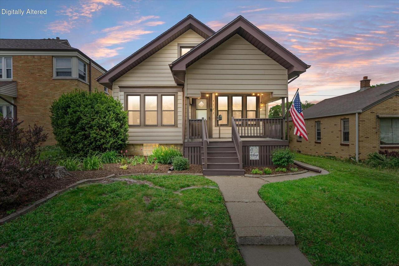 4722 W Oklahoma Ave, Milwaukee, WI 53219