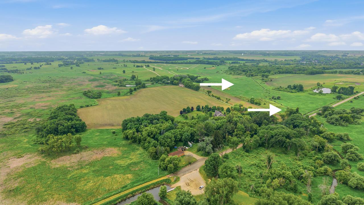 W5742 Burnett Ditch Rd, Burnett, WI 53922