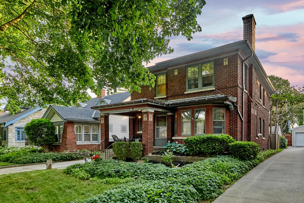 1549 N 51st St, Milwaukee, WI 53208