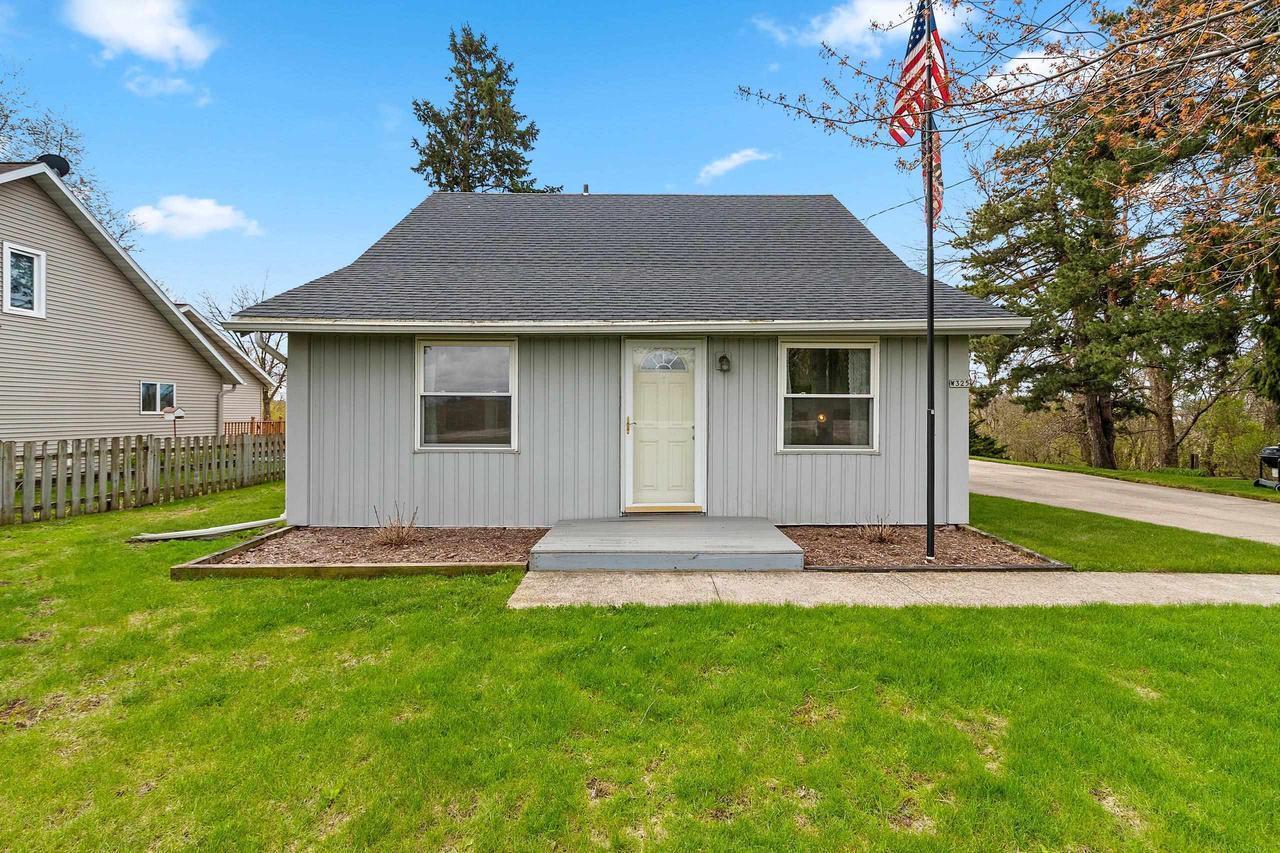 W325 Us Highway 10 -, Brillion, WI 54110