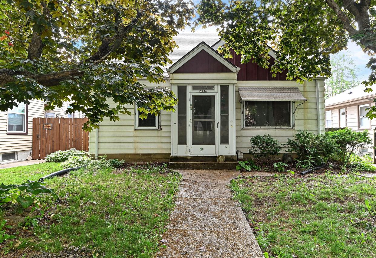 3136 N 77th St, Milwaukee, WI 53222