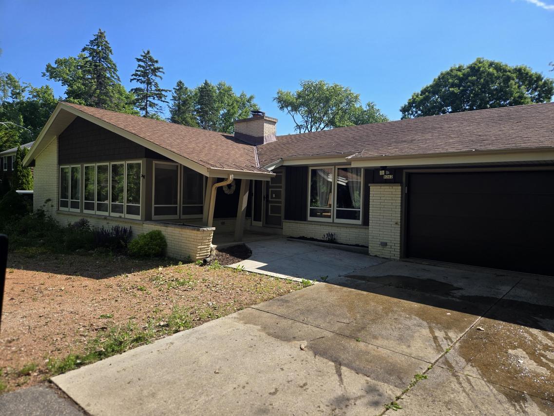 8262 N Cedarburg Rd., Brown Deer, WI 53209