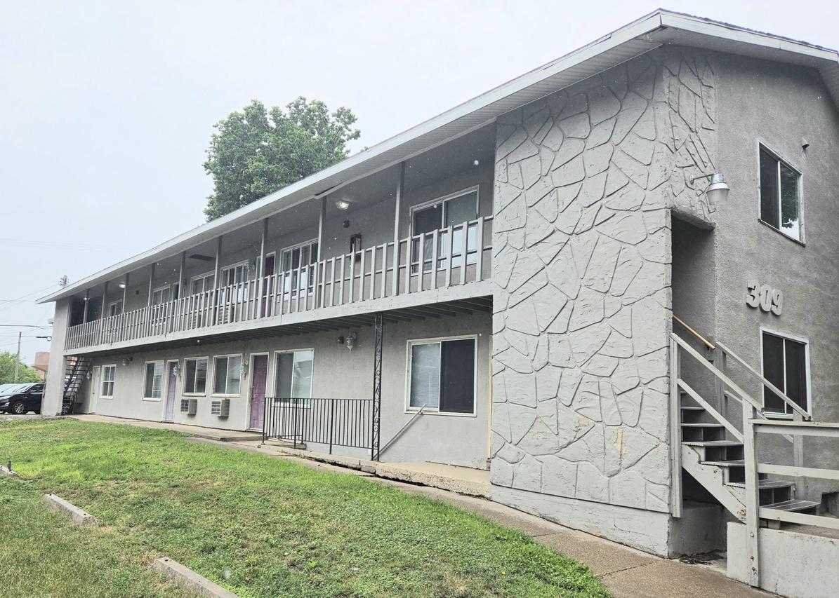 309 N 9th St, La Crosse, WI 54601