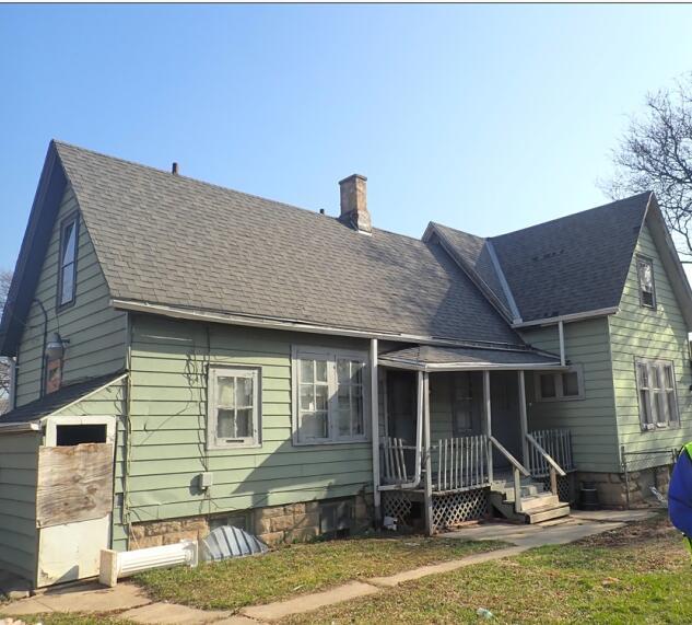 5915 N 71st St, Milwaukee, WI 53218