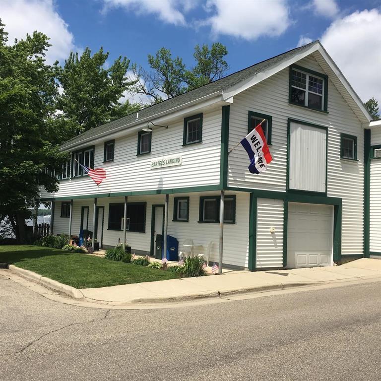 123 S Ferry Dr, Lake Mills, WI 53551