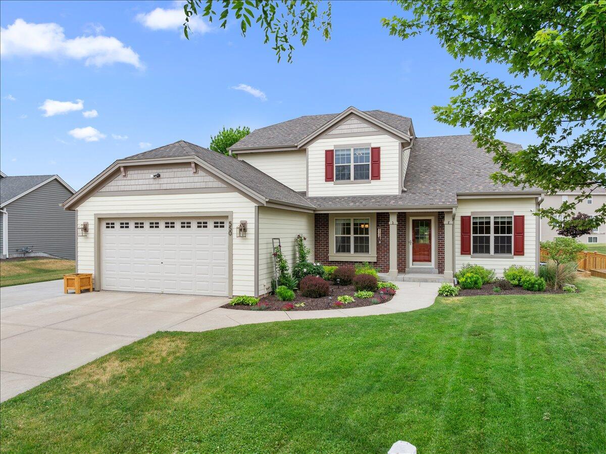 550 Lambert Dr, Slinger, WI 53086