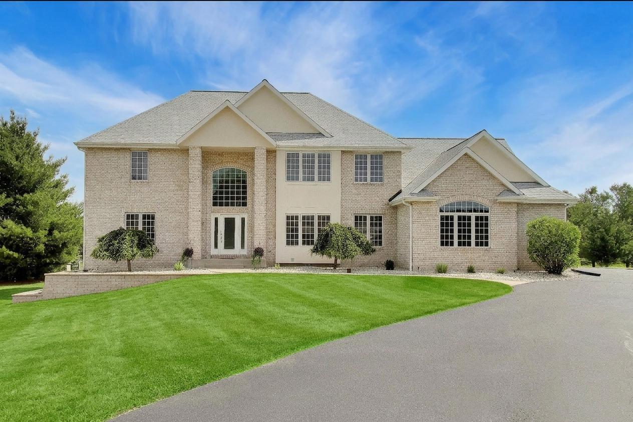 W4744 Briar Dr, Lafayette, WI 53121