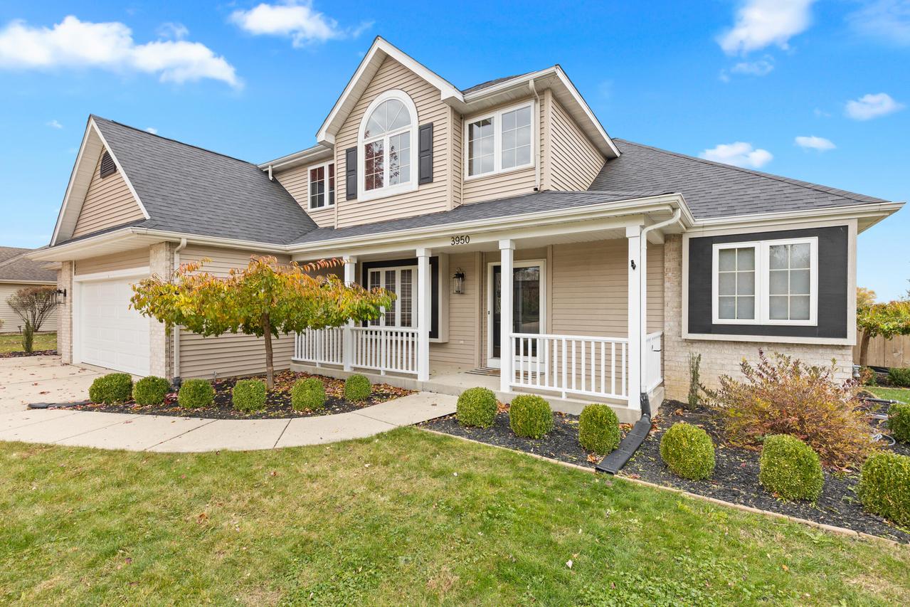 3950 Royal Oaks Dr, Mount Pleasant, WI 53406