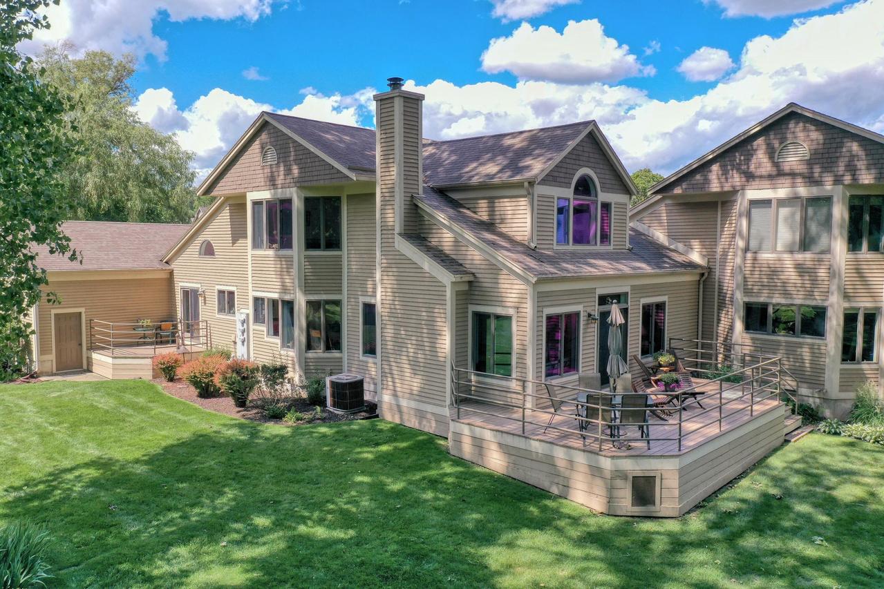 W304N2356 N Westwind Dr #6A, Delafield, WI 53072