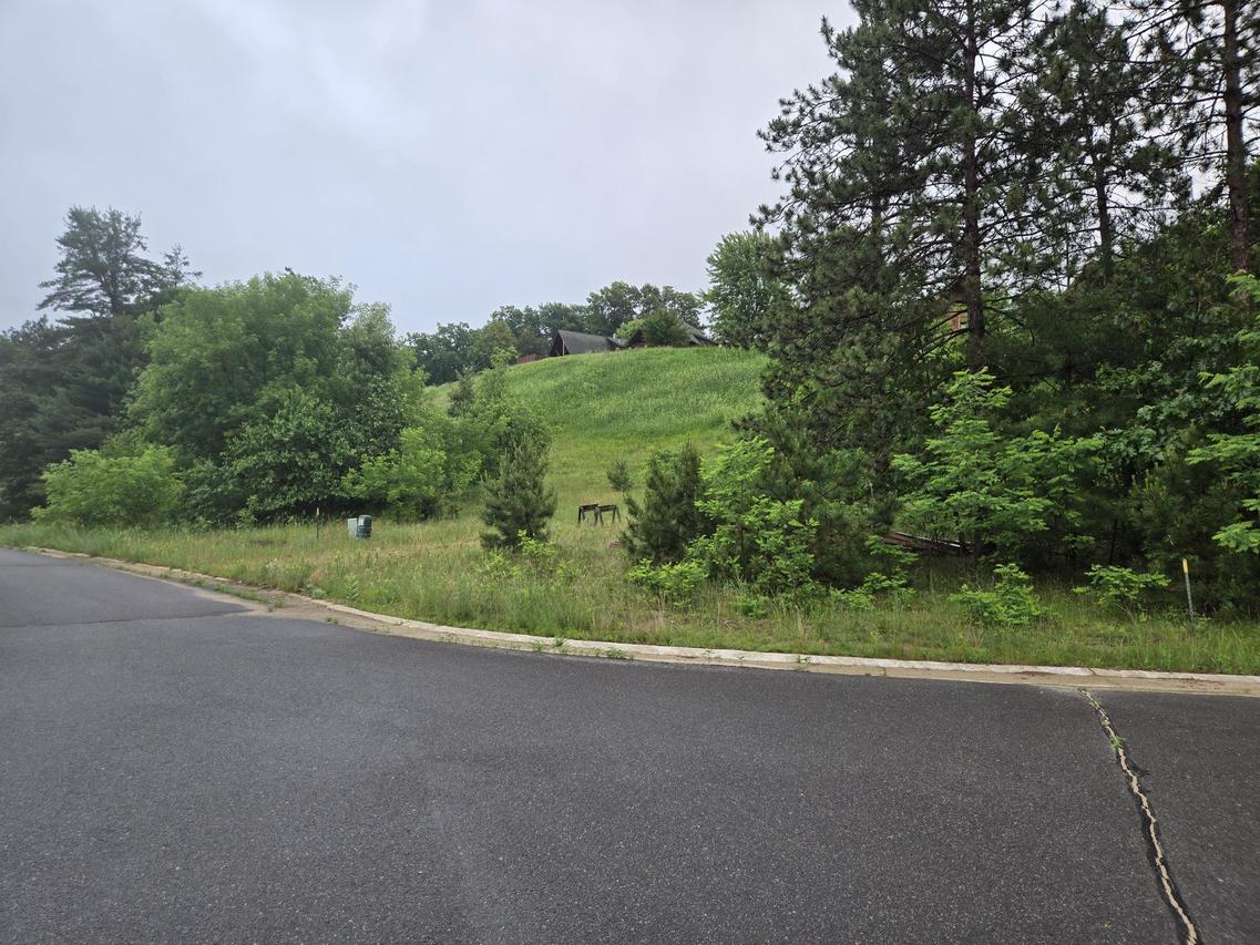 255 & 257 Blossom Dr, Warrens, WI 54666