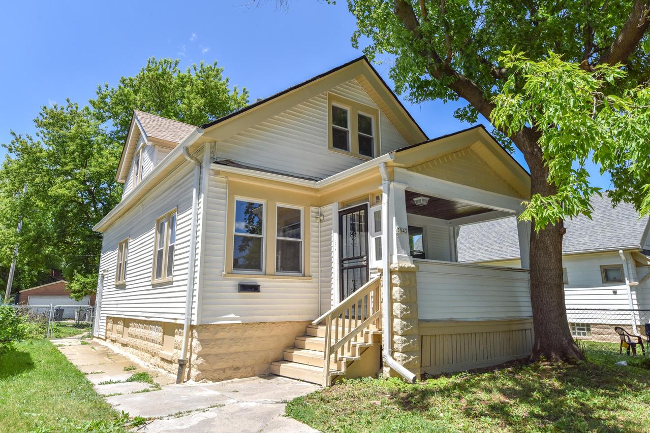 3543 N 9th St, Milwaukee, WI 53206