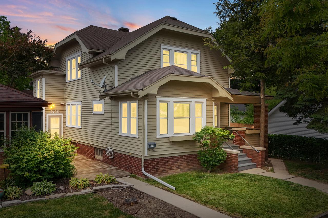 1414 West Lawn Ave #1416, Racine, WI 53405