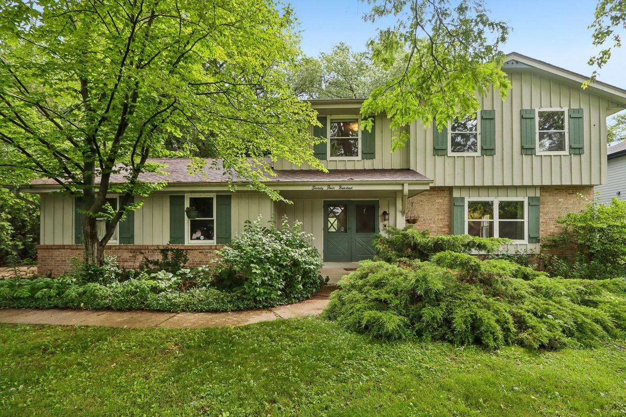 7400 N Pierron Rd, Glendale, WI 53209
