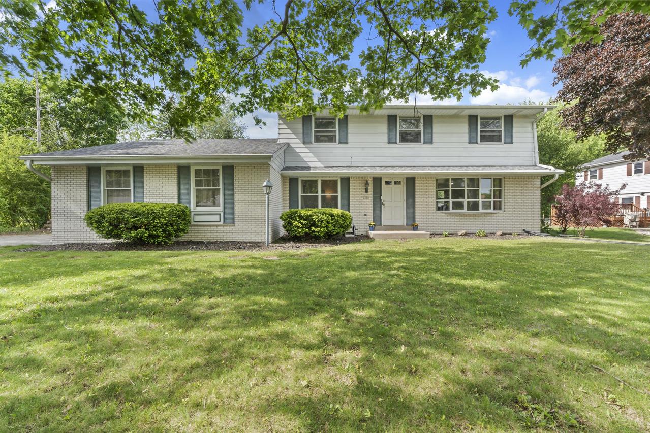 5150 W Fairy Chasm Rd, Brown Deer, WI 53223