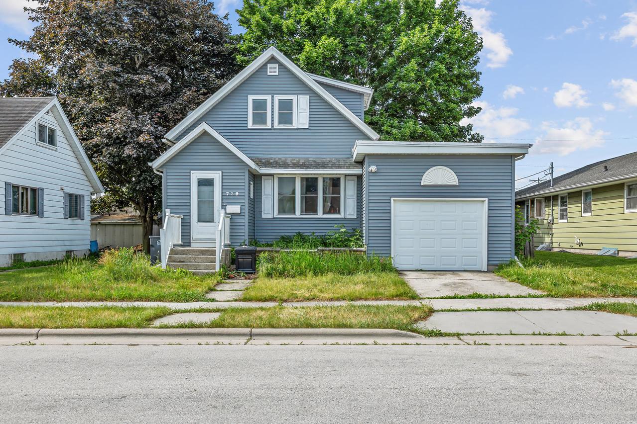 729 North St, Kiel, WI 53042