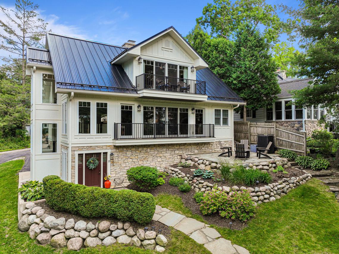 13 Cedar Point, Williams Bay, WI 53191
