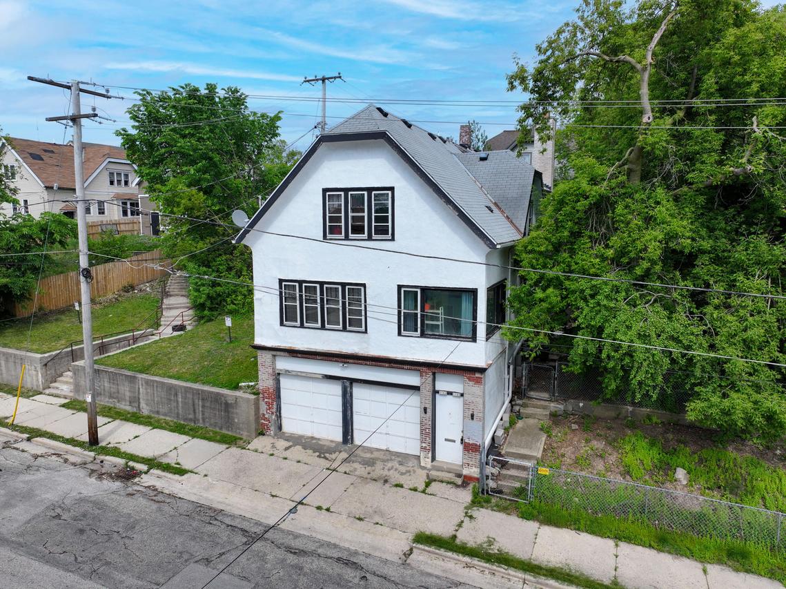 3160 N Dr William Finlayson St #3162, Milwaukee, WI 53212