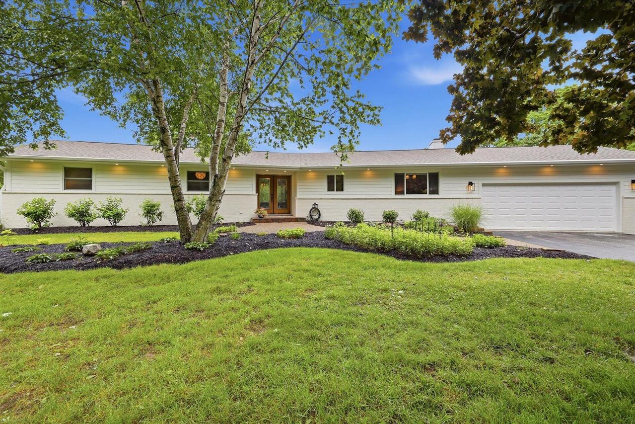 7288 Sd Townline Rd, Delavan, WI 53115