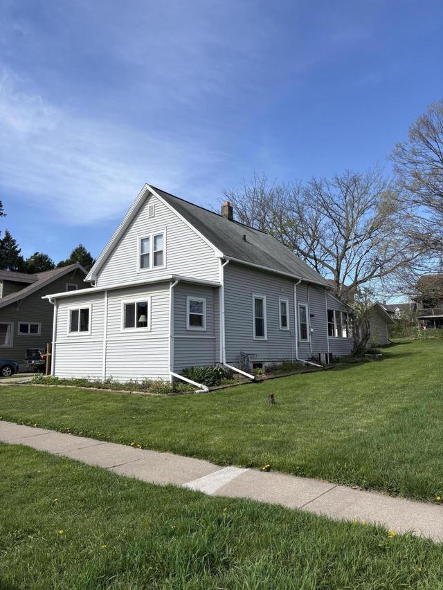 316 N Rock Ave, Viroqua, WI 54665