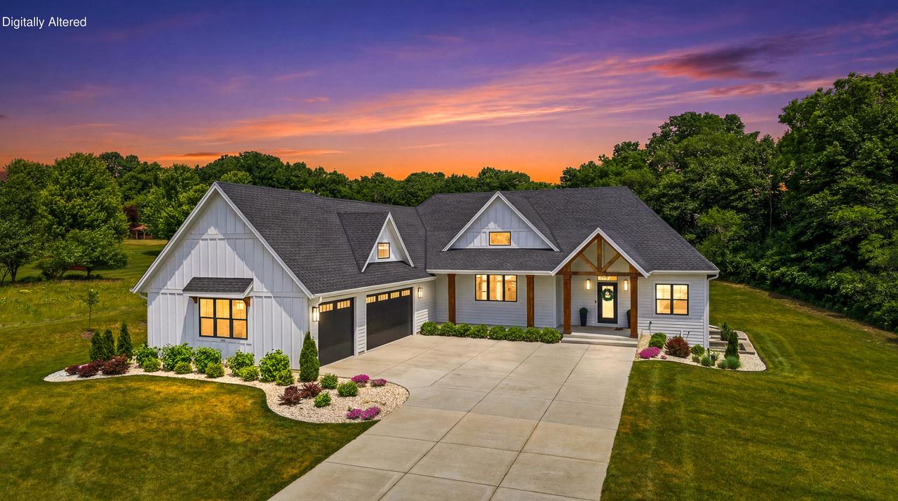 3864 Hickory Hill, Richfield, WI 53033