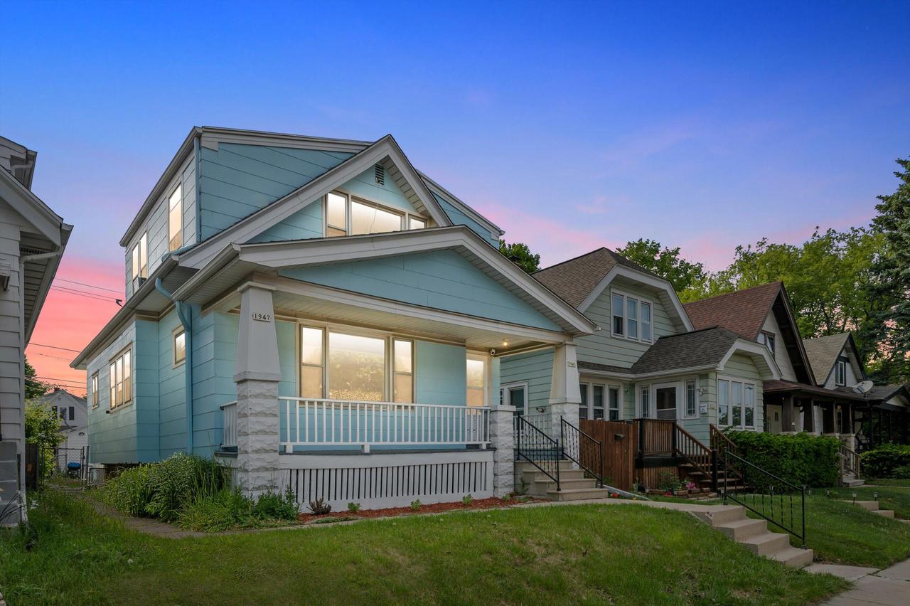1945 S 68th St #1947, West Allis, WI 53219