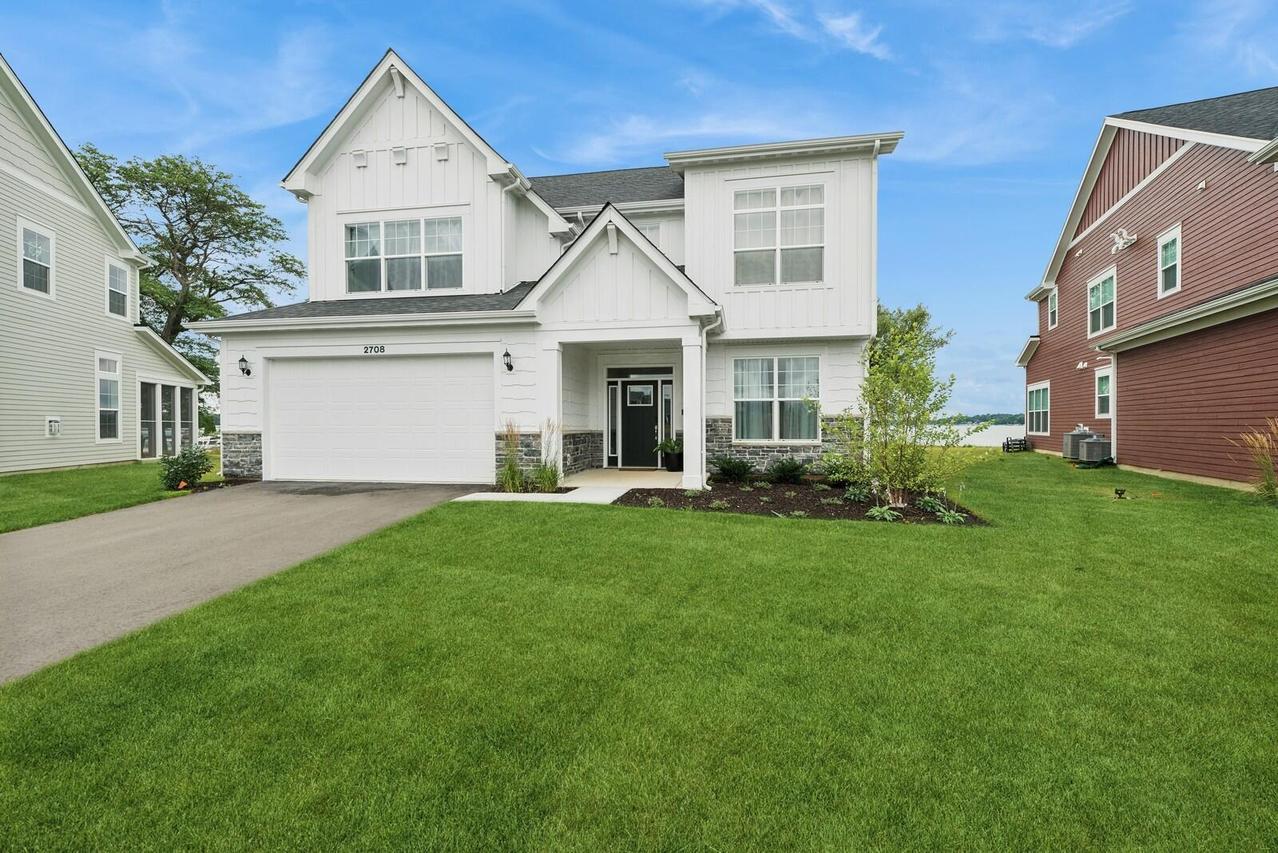 2708 Harbor Ct, Delavan, WI 53115