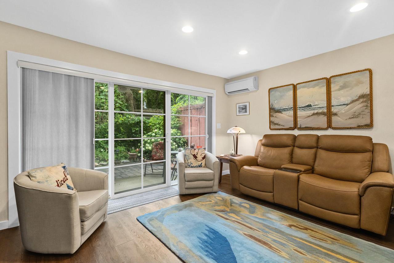 1305 W Main St #108, Lake Geneva, WI 53147