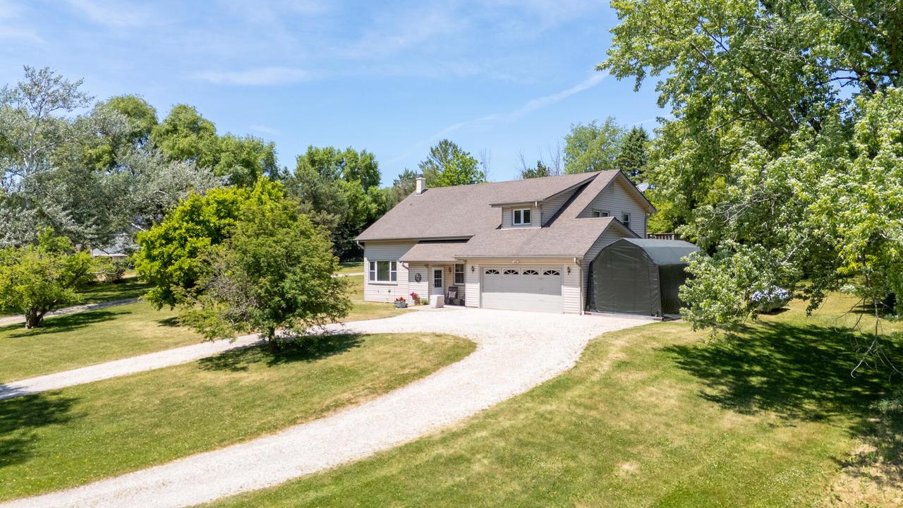 N128W17358 W Holy Hill, Germantown, WI 53022