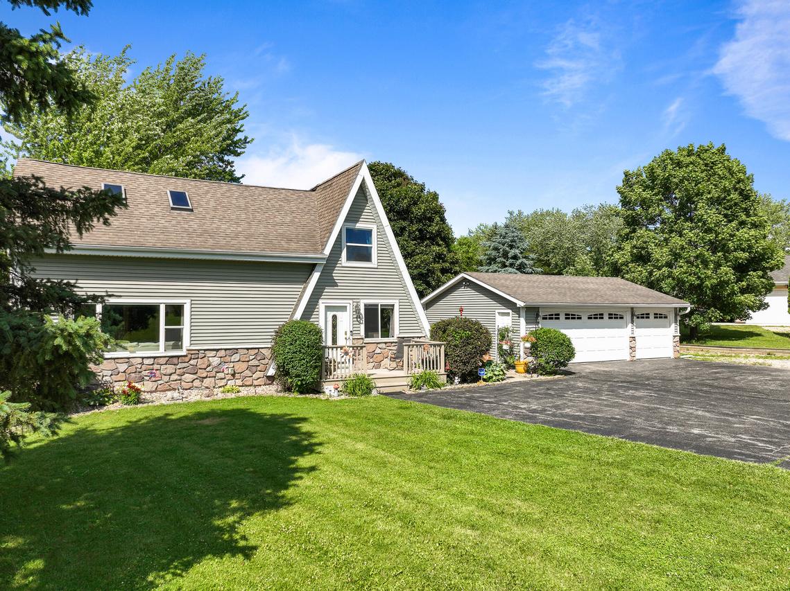 W6093 Mariner Hills, La Grange, WI 53121