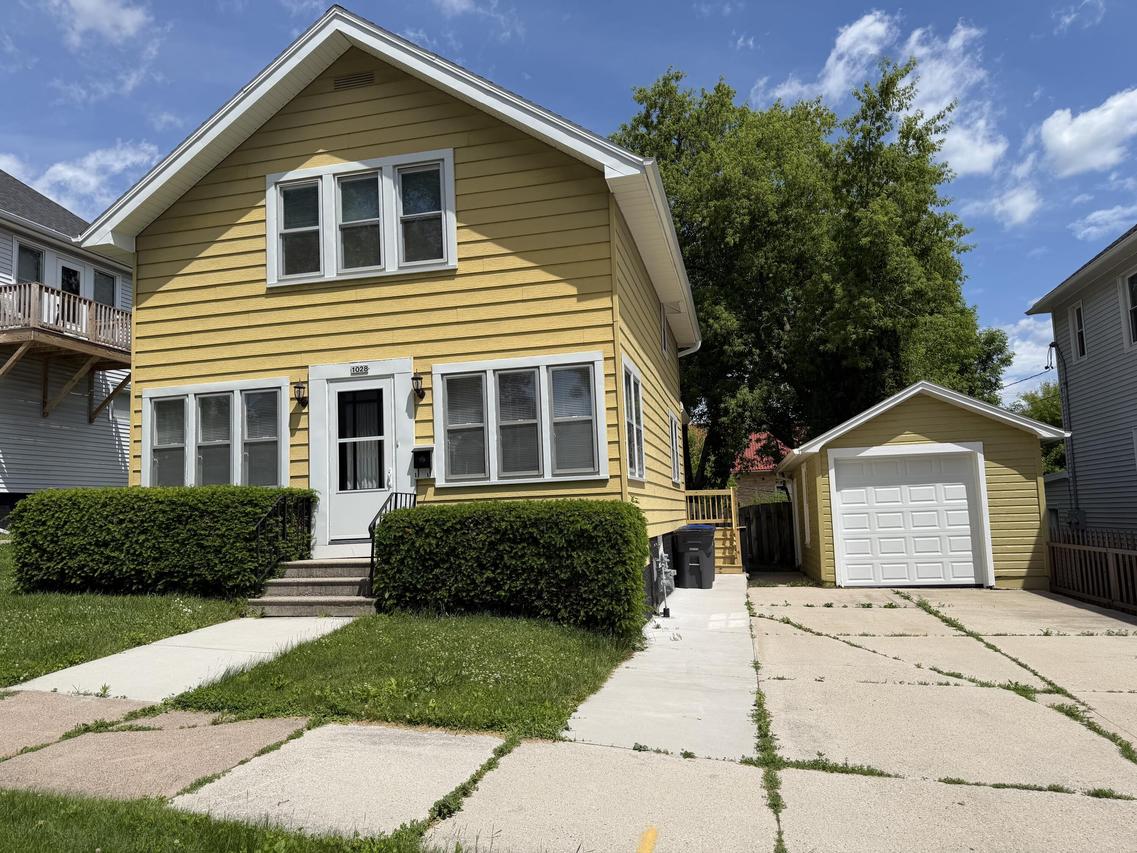 1028 Georgia Ave, Sheboygan, WI 53081
