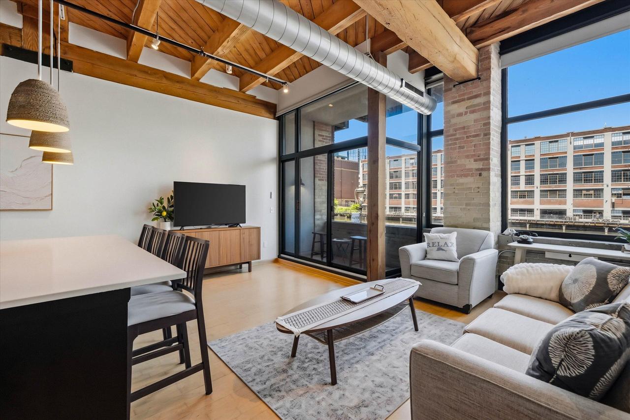 200 S Water St #104, Milwaukee, WI 53204