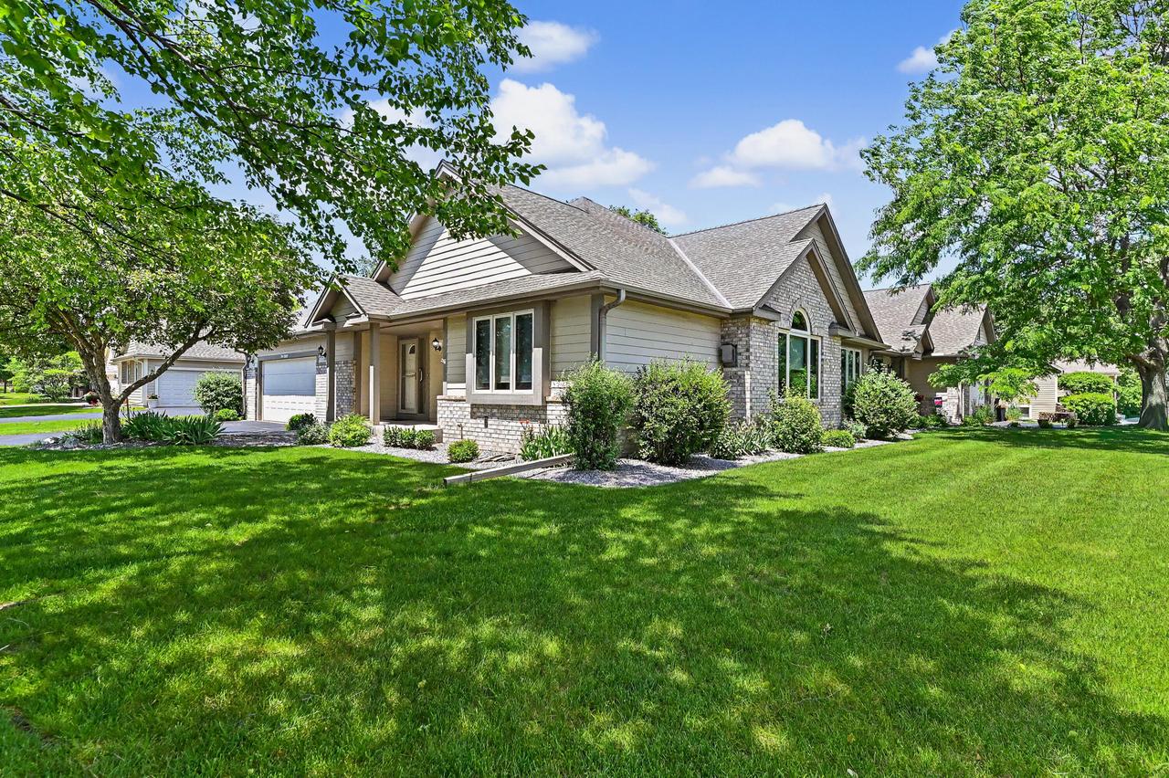 N22W26492 Shooting Star Rd #2, Pewaukee, WI 53072