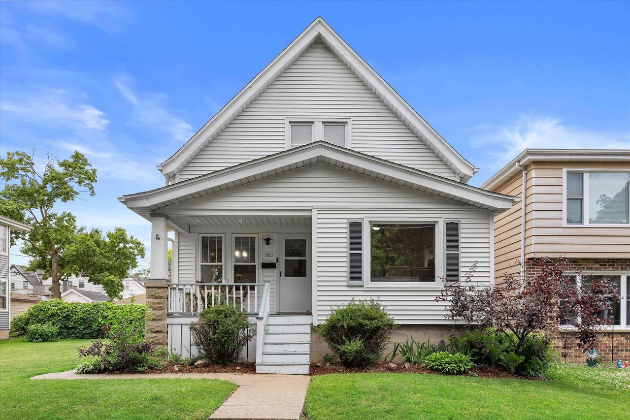 447 S 72nd St, Milwaukee, WI 53214