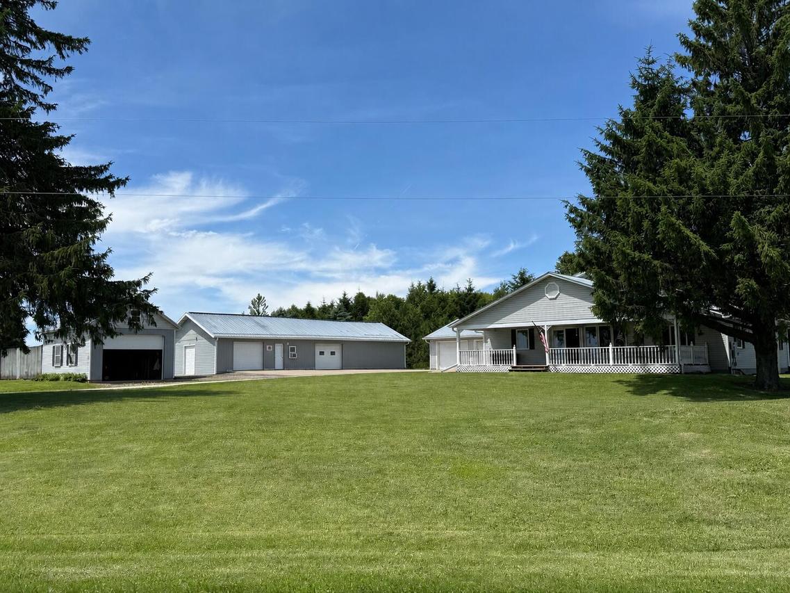 W3494 Mcclintock Rd, Hamilton, WI 54644