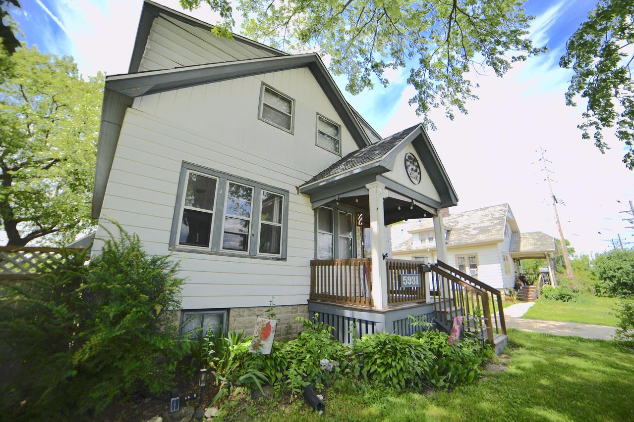 5931 N 84th St #A, Milwaukee, WI 53225