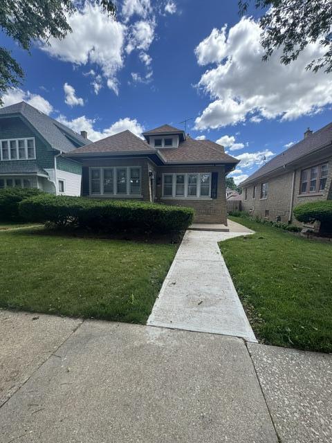 2740 N 56th St, Milwaukee, WI 53210