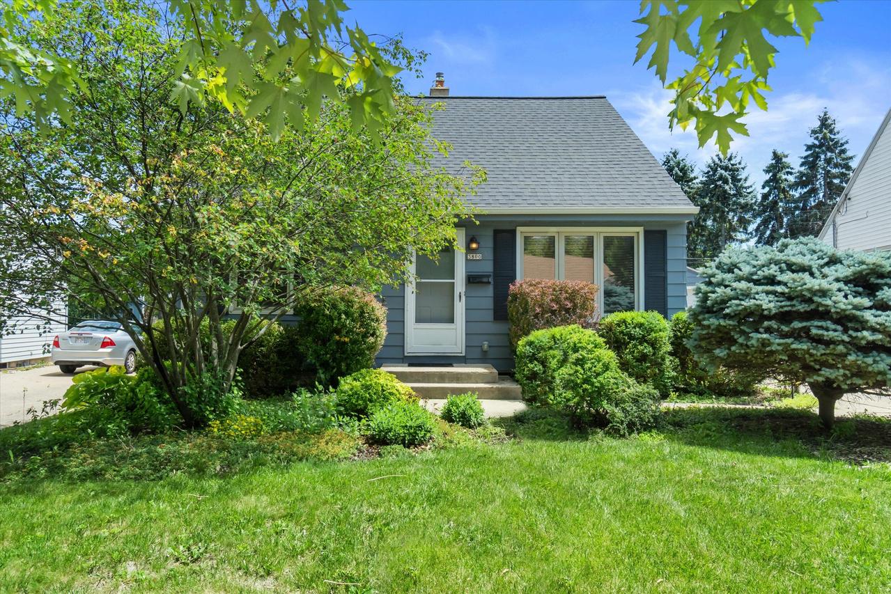 3800 N 74th St, Milwaukee, WI 53216