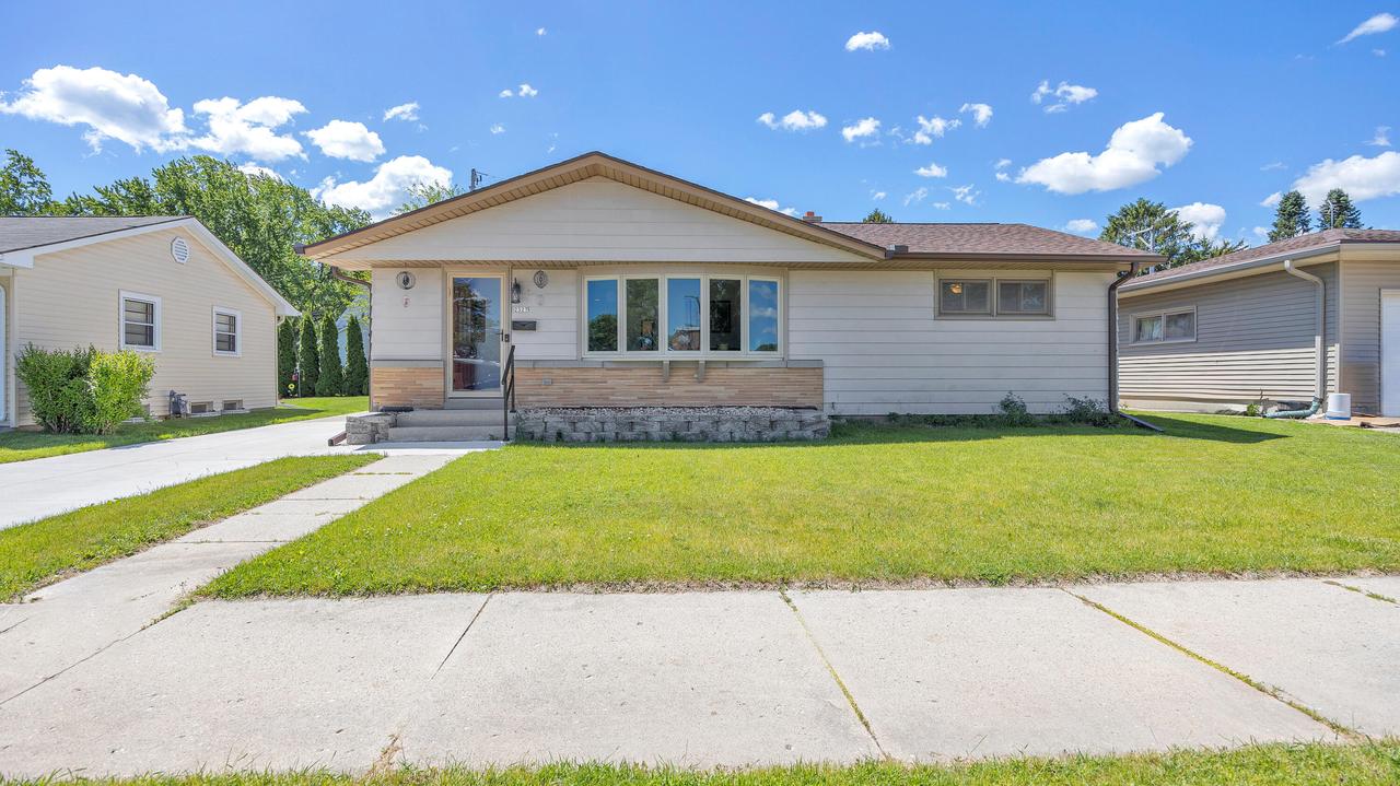 2327 Ontario Ave, Sheboygan, WI 53081