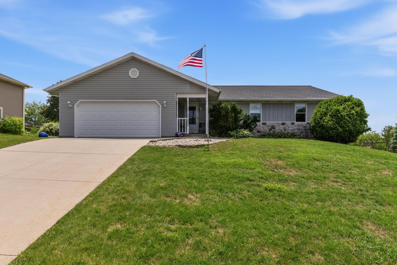 1409 Jefferson St, West Bend, WI 53090