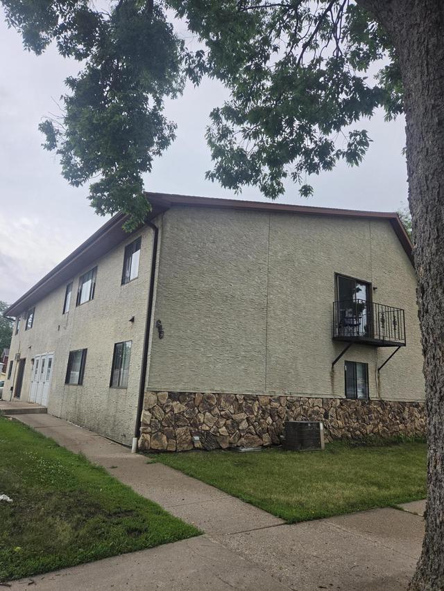 514 N 10th St, La Crosse, WI 54601