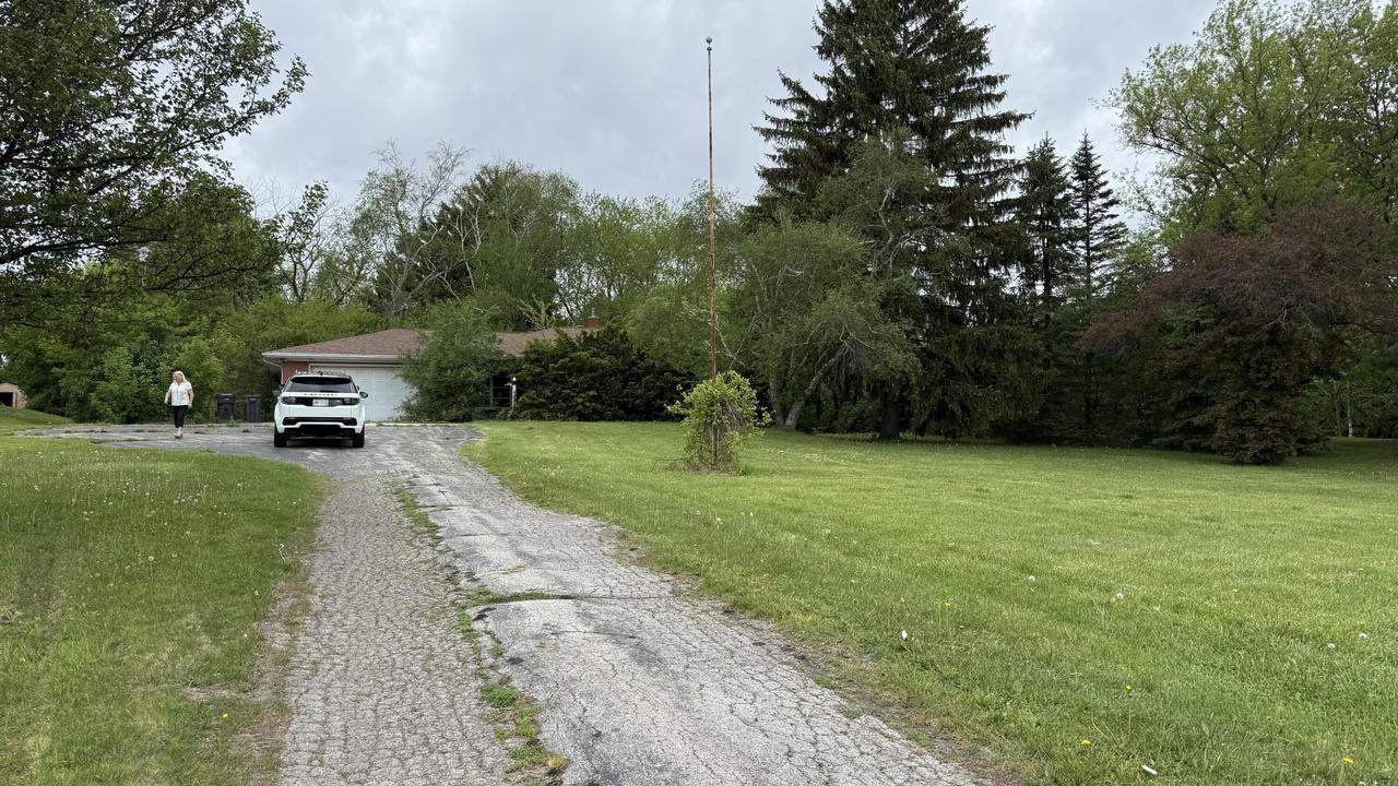 1604 N Green Bay Rd, Mount Pleasant, WI 53406