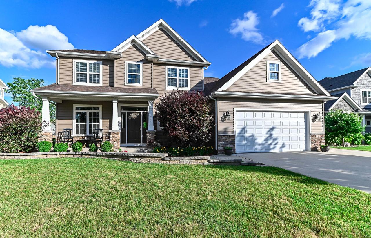 1433 Isabel Ln, Burlington, WI 53105