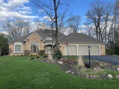 17575 St James Rd, Brookfield, WI 53045