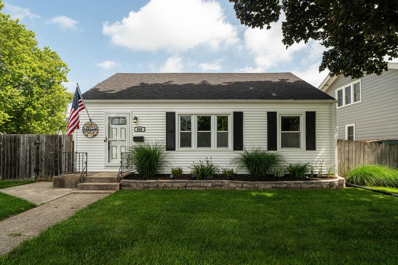 640 Park Ave, South Milwaukee, WI 53172
