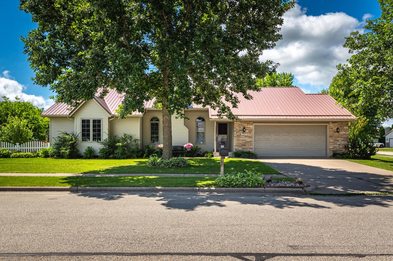 735 Daffodil St, West Salem, WI 54669