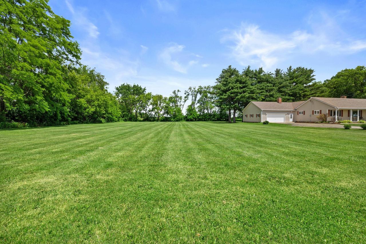 3694 W County Road Nn Rd, Geneva, WI 53121