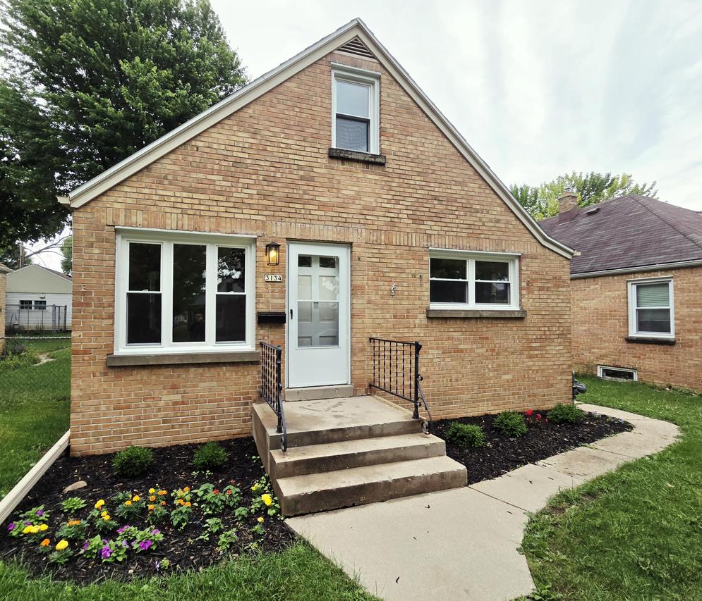 3134 N 75th St, Milwaukee, WI 53216