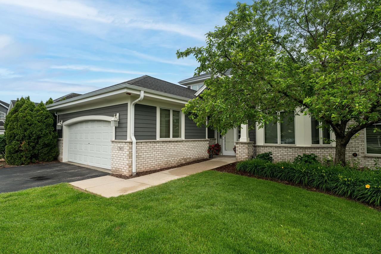 765 Bay Ct #B, Brookfield, WI 53005
